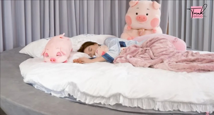 Ngọc Trinh tung ảnh riêng tư, tiết lộ về đời sống không hề phóng túng như bao người vẫn nghĩ - Ảnh 2 Ngọc Trinh tung ảnh riêng tư, tiết lộ về đời sống không hề phóng túng như bao người vẫn nghĩ - Ảnh 2