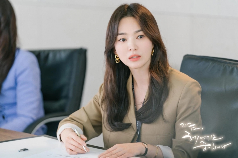 Song Joong Ki và Song Hye Kyo đều đã trở lại màn ảnh nhỏ năm vừa qua. Ảnh: Internet Song Joong Ki và Song Hye Kyo đều đã trở lại màn ảnh nhỏ năm vừa qua. Ảnh: Internet