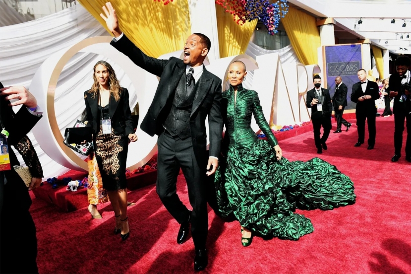 Will Smith và vợ trên sân khấu Oscar 2022. Ảnh: Internet Will Smith và vợ trên sân khấu Oscar 2022. Ảnh: Internet