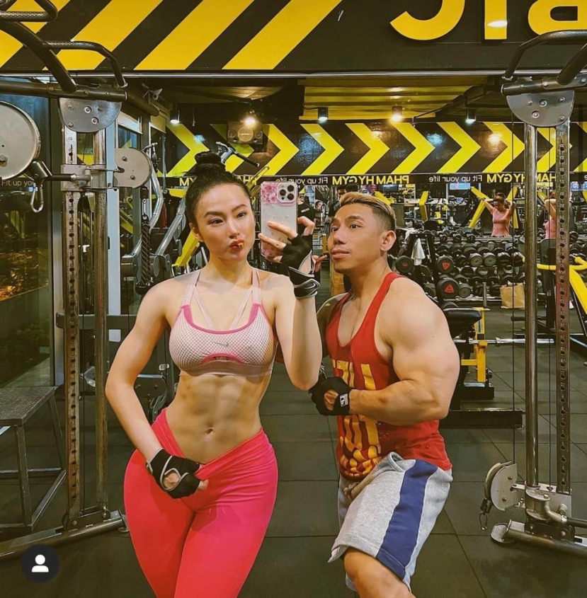 Angela Phương Trinh liên tục khoe dáng lực lưỡng, săn chắc. Ảnh: FBNV Angela Phương Trinh liên tục khoe dáng lực lưỡng, săn chắc. Ảnh: FBNV
