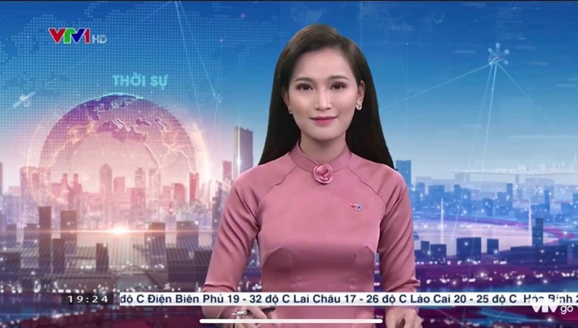 Dàn MC-BTV Thời sự 19h sở hữu học vấn 'khủng': Người thủ khoa, người giảng viên, người cực đa tài! - Ảnh 4 Dàn MC-BTV Thời sự 19h sở hữu học vấn 'khủng': Người thủ khoa, người giảng viên, người cực đa tài! - Ảnh 4