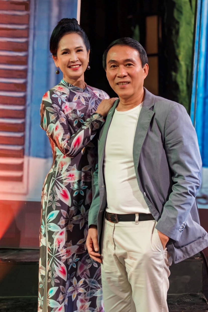 NSND Lan Hương ê chề đối diện tình cảnh oái oăm sau vai mẹ chồng tai quái trong 'Thương ngày nắng về' - Ảnh 2 NSND Lan Hương ê chề đối diện tình cảnh oái oăm sau vai mẹ chồng tai quái trong 'Thương ngày nắng về' - Ảnh 2