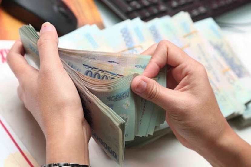 Tăng lương tối thiểu vùng: Doanh nghiệp đặc biệt ưu tiên lợi ích cho người lao động. Ảnh: Internet Tăng lương tối thiểu vùng: Doanh nghiệp đặc biệt ưu tiên lợi ích cho người lao động. Ảnh: Internet