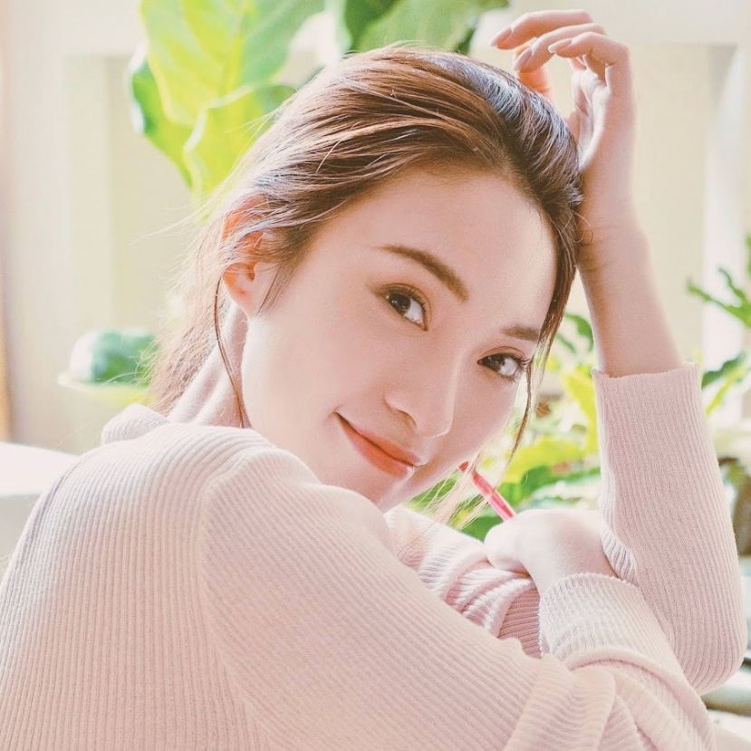 'Hot girl 7 thứ tiếng' Khánh Vy (Ảnh FBNV) 'Hot girl 7 thứ tiếng' Khánh Vy (Ảnh FBNV)