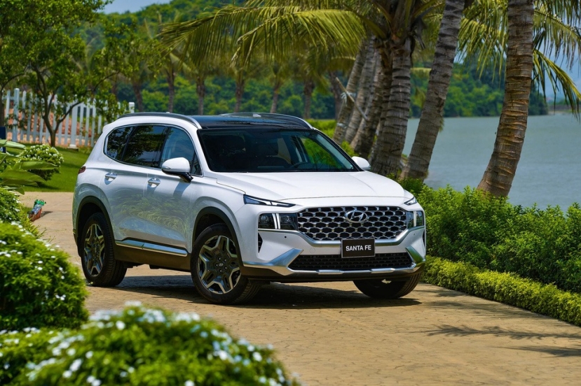 Vinfast Fadil của ông Phạm Nhật Vượng 'xô đổ' thành tựu 7 năm của Toyota Vios - Ảnh 8 Vinfast Fadil của ông Phạm Nhật Vượng 'xô đổ' thành tựu 7 năm của Toyota Vios - Ảnh 8