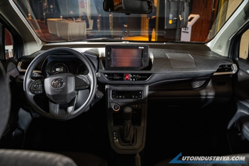 Siêu phẩm Toyota Avanza 2022 giá rẻ trình làng, long lanh cỡ nào mà Mitsubishi Xpande phải 'hốt' - Ảnh 1 Siêu phẩm Toyota Avanza 2022 giá rẻ trình làng, long lanh cỡ nào mà Mitsubishi Xpande phải 'hốt' - Ảnh 1