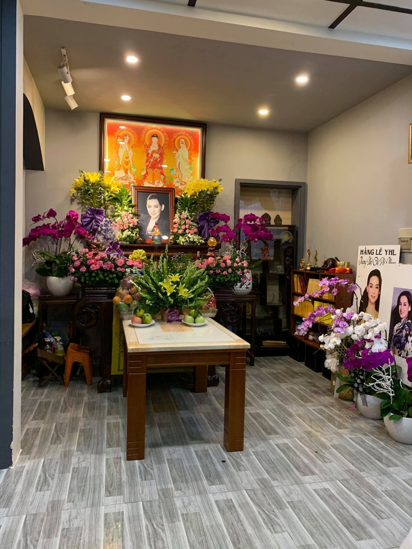 Showbiz 24h: Quặn lòng hình ảnh cúng thất thứ 6 của Phi Nhung; Đàm Vĩnh Hưng thừa nhận 'mắc bệnh khó chữa' - Ảnh 1 Showbiz 24h: Quặn lòng hình ảnh cúng thất thứ 6 của Phi Nhung; Đàm Vĩnh Hưng thừa nhận 'mắc bệnh khó chữa' - Ảnh 1