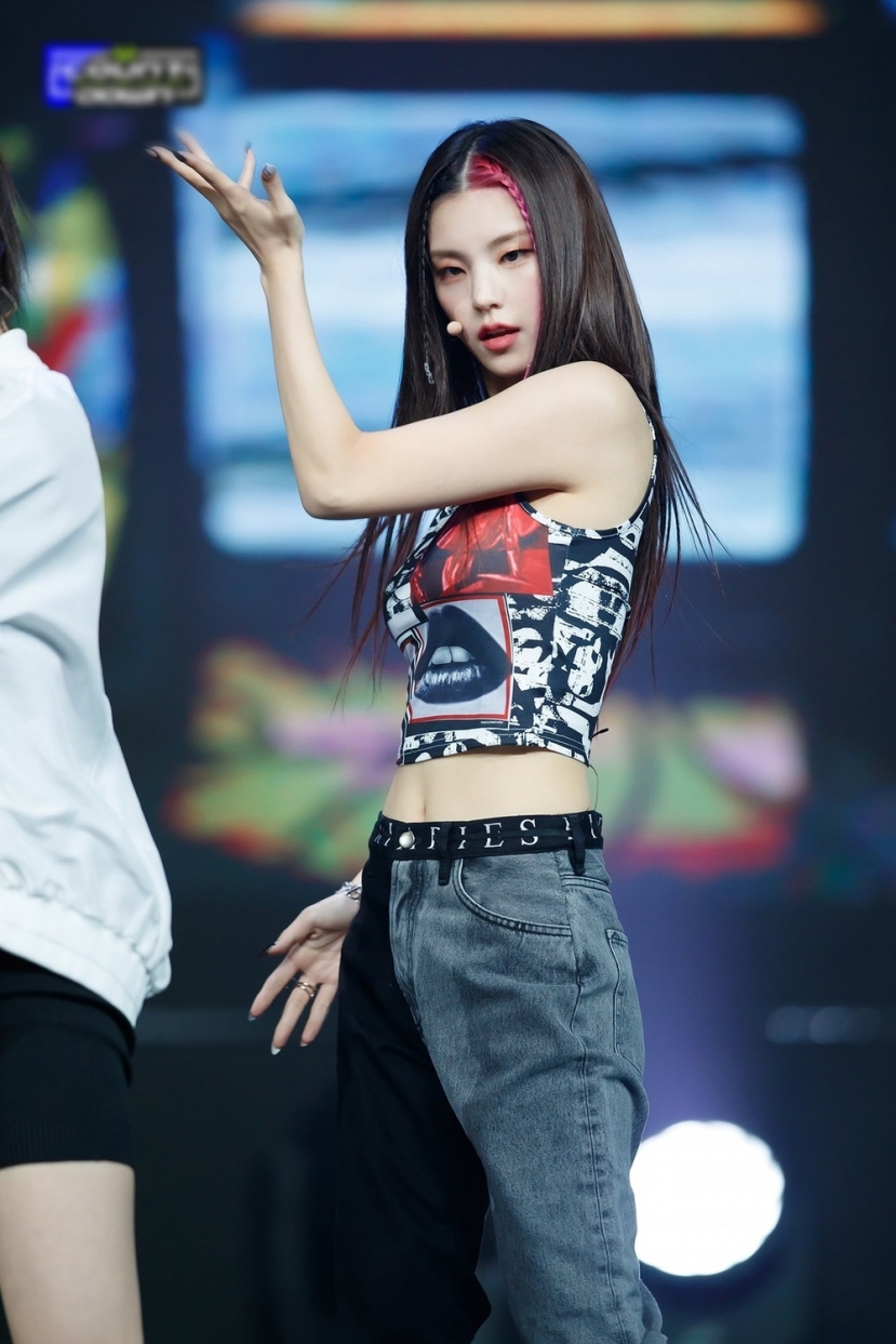 Ảnh: Naver Ảnh: Naver