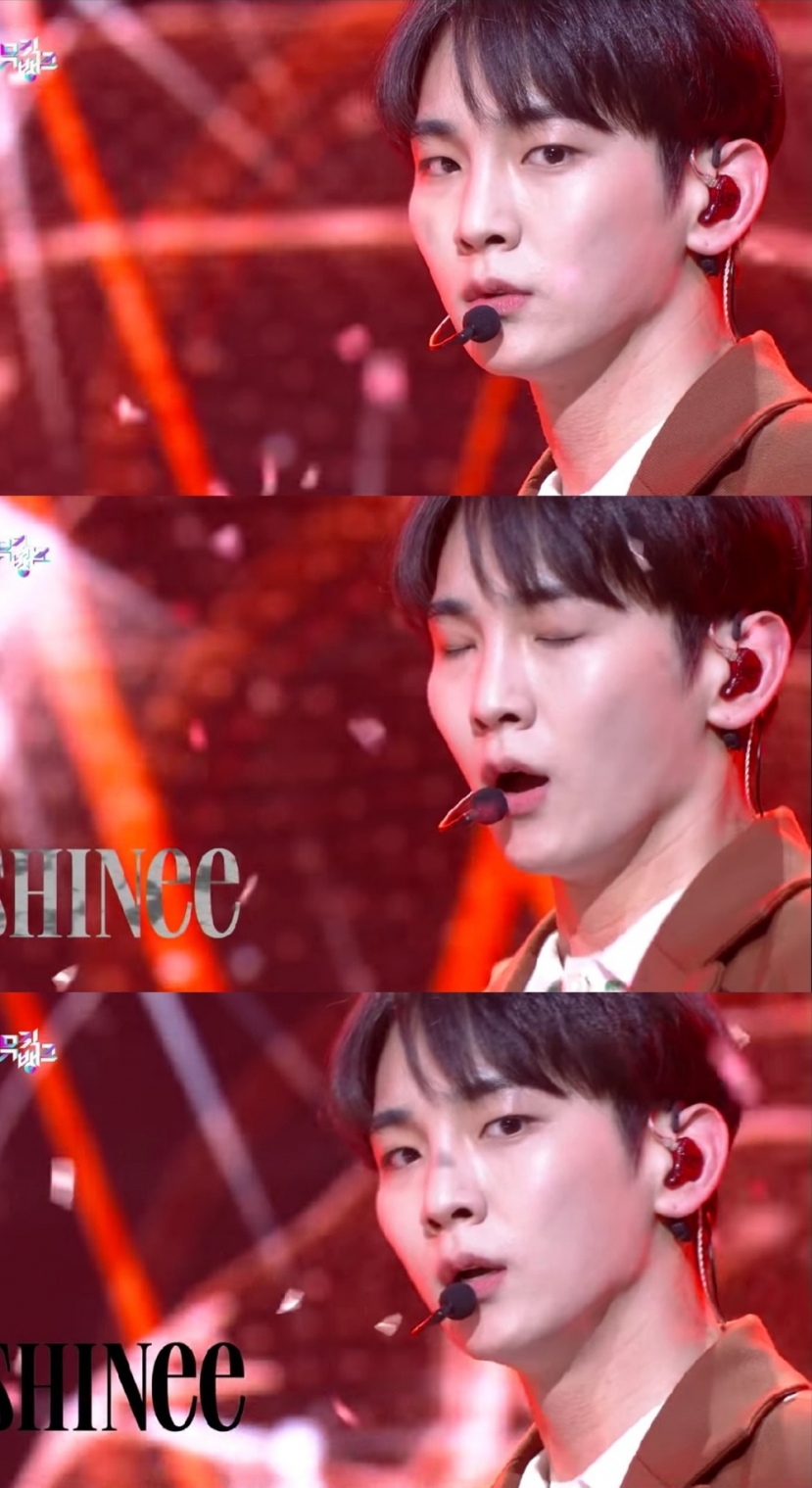 Key (SHINee) có phần 'ending fairy' lạ không kém khi kết màn bằng cách thở hổn hển như kiểu rất tốn sức. Nhiều người còn đùa rằng Wendy đã học tập đàn anh với cái kết này. Ảnh: Naver Key (SHINee) có phần 'ending fairy' lạ không kém khi kết màn bằng cách thở hổn hển như kiểu rất tốn sức. Nhiều người còn đùa rằng Wendy đã học tập đàn anh với cái kết này. Ảnh: Naver