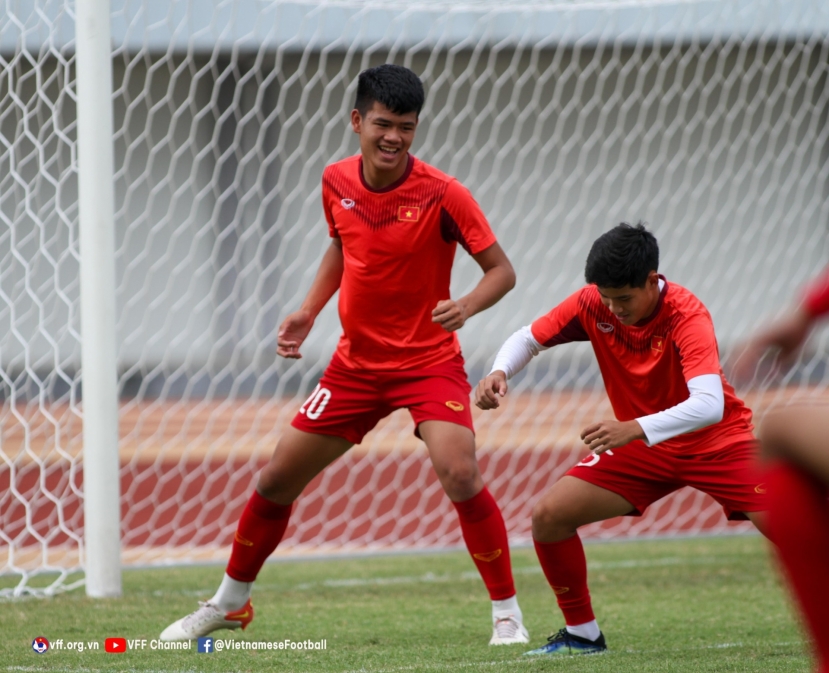 Chủ nhà Indonesia xin lỗi U16 Việt Nam, HLV Nguyễn Quốc Tuấn lên kịch bản 'chiến' Thái Lan - Ảnh 1 Chủ nhà Indonesia xin lỗi U16 Việt Nam, HLV Nguyễn Quốc Tuấn lên kịch bản 'chiến' Thái Lan - Ảnh 1