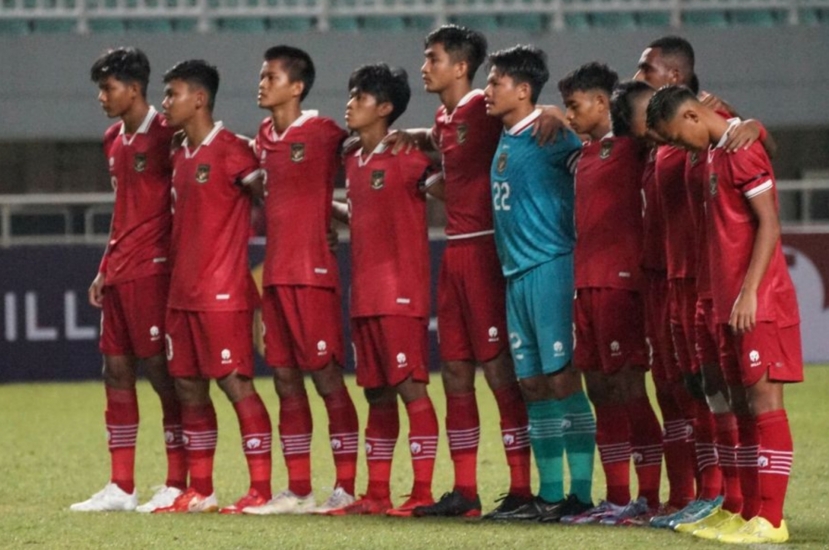 U17 Indonesia không ăn mừng khi đánh bại Guam với tỷ số đậm. Ảnh: Internet U17 Indonesia không ăn mừng khi đánh bại Guam với tỷ số đậm. Ảnh: Internet