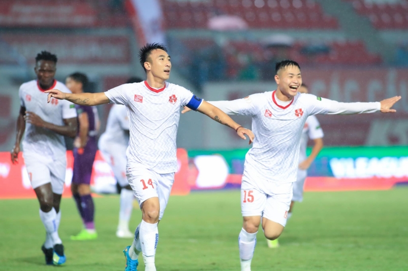 Đội hình tiêu biểu vòng 20 V-League: Hà Nội FC, Bình Định chiếm ưu thế - Ảnh 3 Đội hình tiêu biểu vòng 20 V-League: Hà Nội FC, Bình Định chiếm ưu thế - Ảnh 3