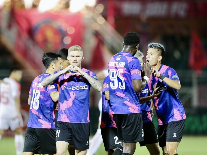 Đội hình tiêu biểu vòng 20 V-League: Hà Nội FC, Bình Định chiếm ưu thế - Ảnh 4 Đội hình tiêu biểu vòng 20 V-League: Hà Nội FC, Bình Định chiếm ưu thế - Ảnh 4