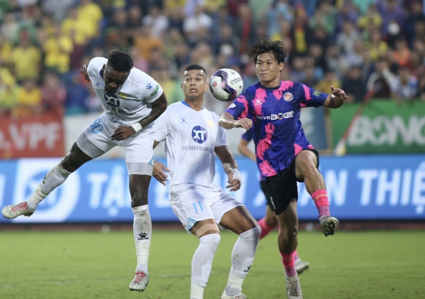 Kết quả Nam Định vs Sài Gòn FC: Thành Nam trụ hạng sớm - Ảnh 1 Kết quả Nam Định vs Sài Gòn FC: Thành Nam trụ hạng sớm - Ảnh 1