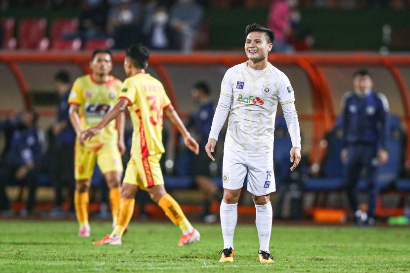 Quang Hải thi đấu 4 trận cho Hà Nội FC ở V-League 2022. Ảnh: Internet Quang Hải thi đấu 4 trận cho Hà Nội FC ở V-League 2022. Ảnh: Internet