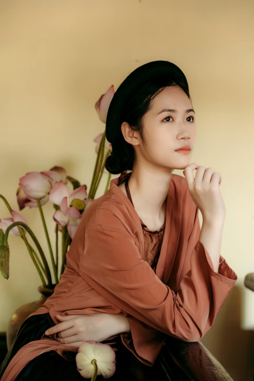 Lan Nhi từng lọt vào top 15 cuộc thi Nét đẹp Tràng An. Cô cũng đạt giải Người đẹp khả ái khi tham dự Hoa khôi thanh lịch 2017. Lan Nhi từng lọt vào top 15 cuộc thi Nét đẹp Tràng An. Cô cũng đạt giải Người đẹp khả ái khi tham dự Hoa khôi thanh lịch 2017.