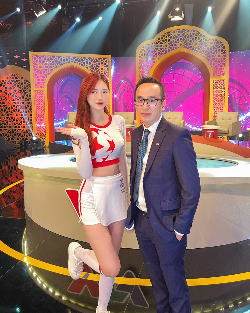 Trong chương trình Nóng Cùng World Cup 2022, Lan Nhi là đại diện cho đội tuyển Hàn Quốc. Trong chương trình Nóng Cùng World Cup 2022, Lan Nhi là đại diện cho đội tuyển Hàn Quốc.