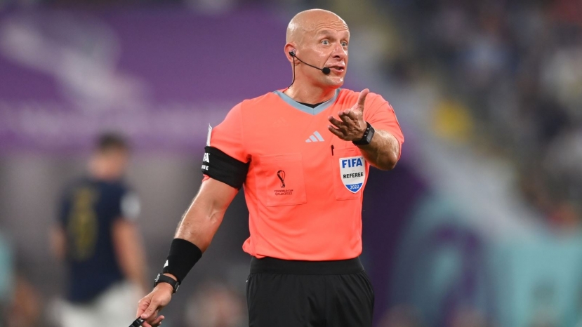 Danh tính trọng tài vinh dự bắt trận chung kết World Cup 2022 - Ảnh 1 Danh tính trọng tài vinh dự bắt trận chung kết World Cup 2022 - Ảnh 1