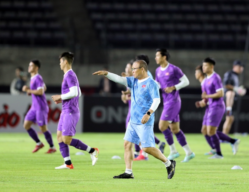 AFF Cup 2022: Nguyên nhân khiến HLV Park Hang-seo phản ứng gay gắt trước trận gặp Lào? - Ảnh 1 AFF Cup 2022: Nguyên nhân khiến HLV Park Hang-seo phản ứng gay gắt trước trận gặp Lào? - Ảnh 1