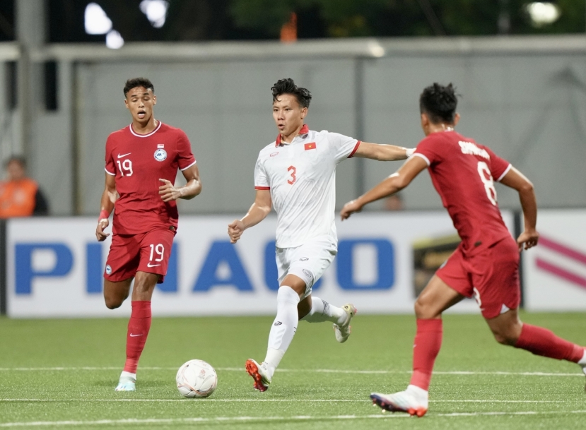 Quang Hải, Tiến Linh tịt ngòi, ĐT Việt Nam chia điểm đầy đáng tiếc trước Singapore - Ảnh 4 Quang Hải, Tiến Linh tịt ngòi, ĐT Việt Nam chia điểm đầy đáng tiếc trước Singapore - Ảnh 4