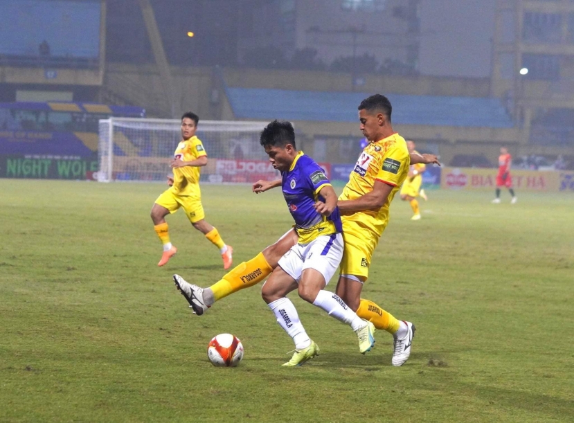 Gustavo Santana (vàng). Ảnh: FBNV Gustavo Santana (vàng). Ảnh: FBNV
