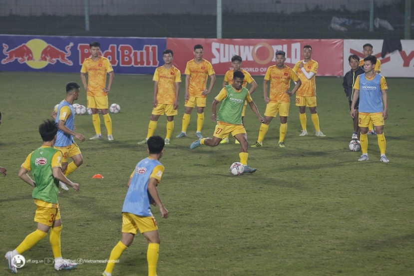 Các tuyển thủ U23 sẽ có buổi đấu tập với ĐT Việt Nam. Các tuyển thủ U23 sẽ có buổi đấu tập với ĐT Việt Nam.