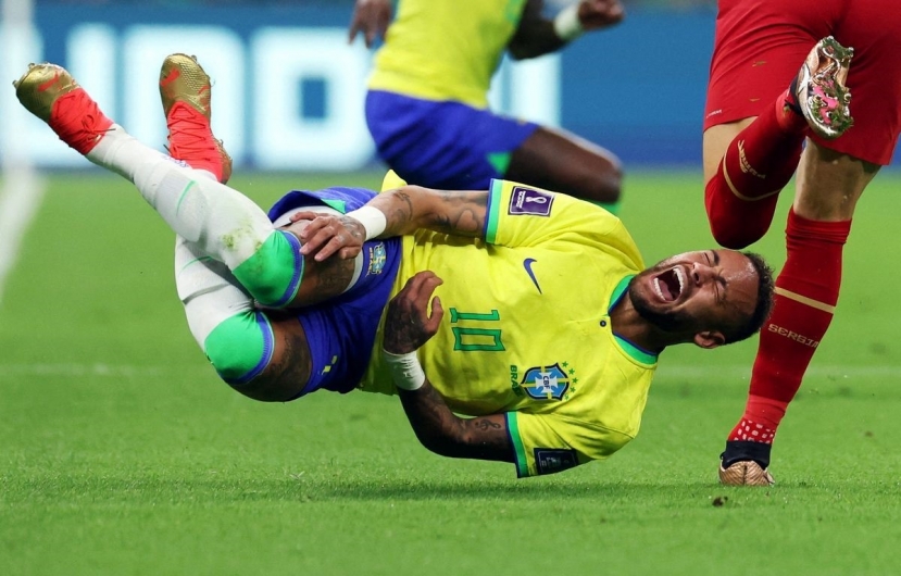 Neymar chấn thương tại World Cup 2022. Neymar chấn thương tại World Cup 2022.
