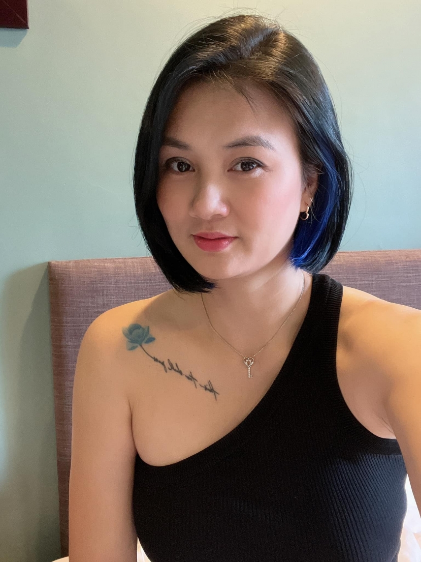 Hoa khôi bóng chuyền Kim Huệ khoe nhan sắc quyến rũ, rạng rỡ ở tuổi 40 - Ảnh 5 Hoa khôi bóng chuyền Kim Huệ khoe nhan sắc quyến rũ, rạng rỡ ở tuổi 40 - Ảnh 5