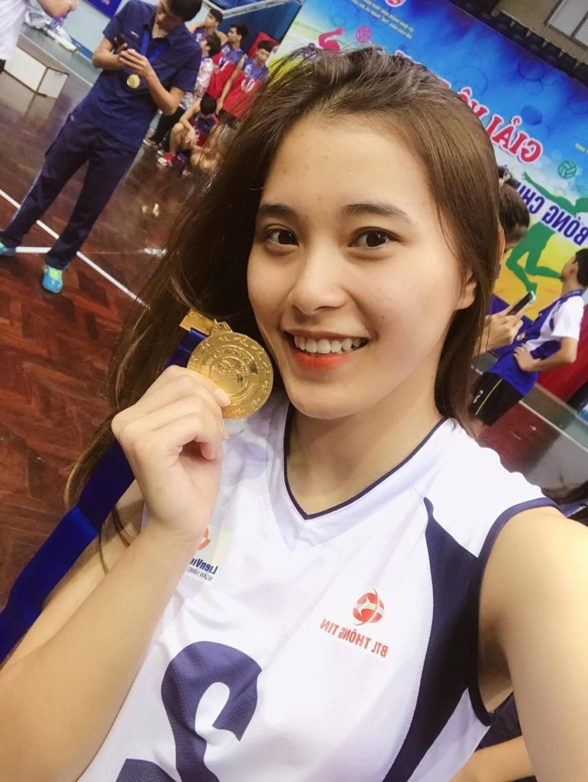 Đặng Thu Huyền sở hữu nhan sắc nổi bật hồi còn thi đấu cho đội Thông tin Liên Việt Postbank. Ảnh: Internet Đặng Thu Huyền sở hữu nhan sắc nổi bật hồi còn thi đấu cho đội Thông tin Liên Việt Postbank. Ảnh: Internet
