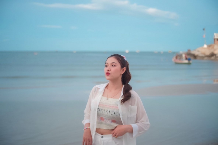 CHÙM ẢNH: 'Hot girl' bóng chuyền Thái Lan khoe đường cong quyến rũ, lộ hình xăm nơi nhạy cảm - Ảnh 6 CHÙM ẢNH: 'Hot girl' bóng chuyền Thái Lan khoe đường cong quyến rũ, lộ hình xăm nơi nhạy cảm - Ảnh 6