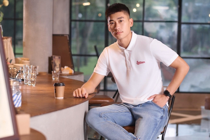 Nhâm Mạnh Dũng - chàng tuyển thủ đa tài: Từ người hùng SEA Games đến diễn viên màn ảnh - Ảnh 5 Nhâm Mạnh Dũng - chàng tuyển thủ đa tài: Từ người hùng SEA Games đến diễn viên màn ảnh - Ảnh 5