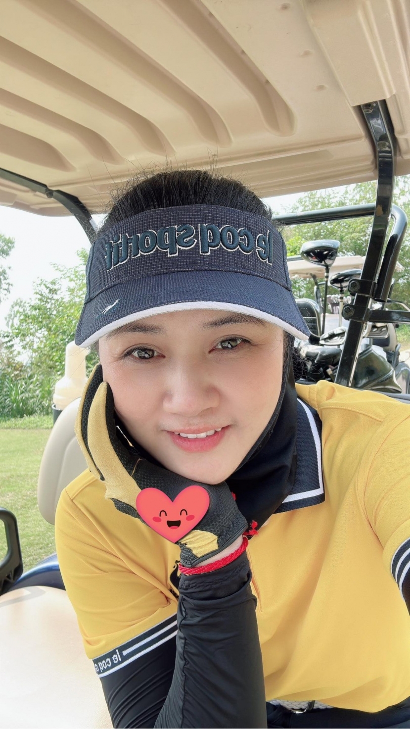Golf là bộ môn mà Kim Huệ yêu thích Golf là bộ môn mà Kim Huệ yêu thích