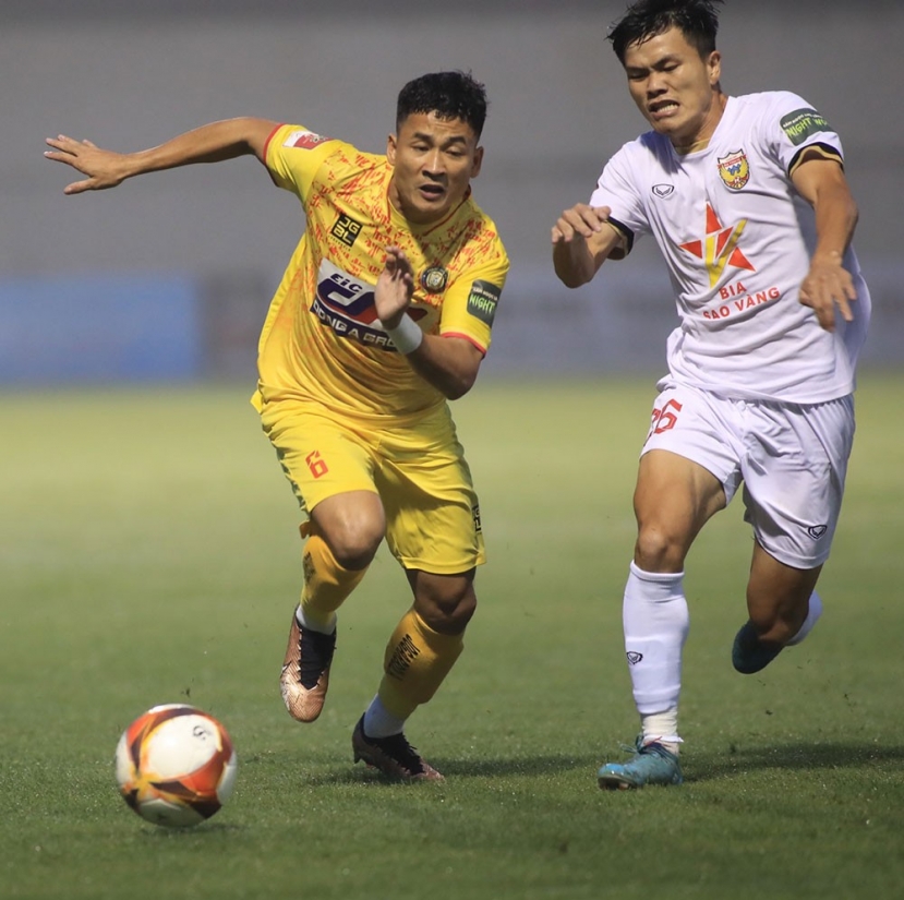 Thanh Hóa vươn lên đầu bảng V-League, HLV Popov tuyên bố đầy mạnh mẽ - Ảnh 1 Thanh Hóa vươn lên đầu bảng V-League, HLV Popov tuyên bố đầy mạnh mẽ - Ảnh 1