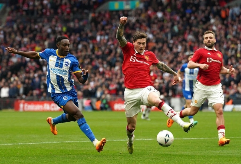 Trung vệ Victor Lindelof thi đấu chắc chắn ở trận bán kết FA Cup Trung vệ Victor Lindelof thi đấu chắc chắn ở trận bán kết FA Cup