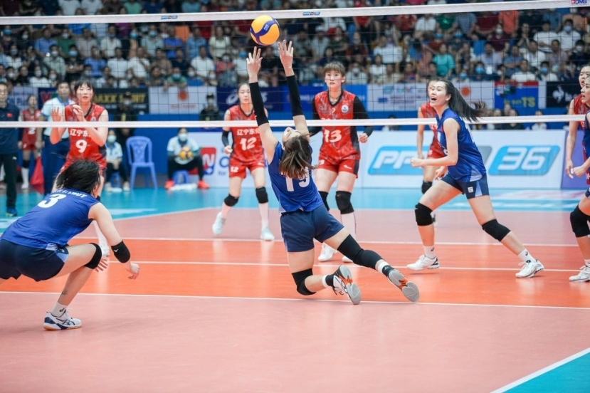 ĐT bóng chuyền nữ Việt Nam tạo 'địa chấn' trước thềm SEA Games 32 - Ảnh 2 ĐT bóng chuyền nữ Việt Nam tạo 'địa chấn' trước thềm SEA Games 32 - Ảnh 2