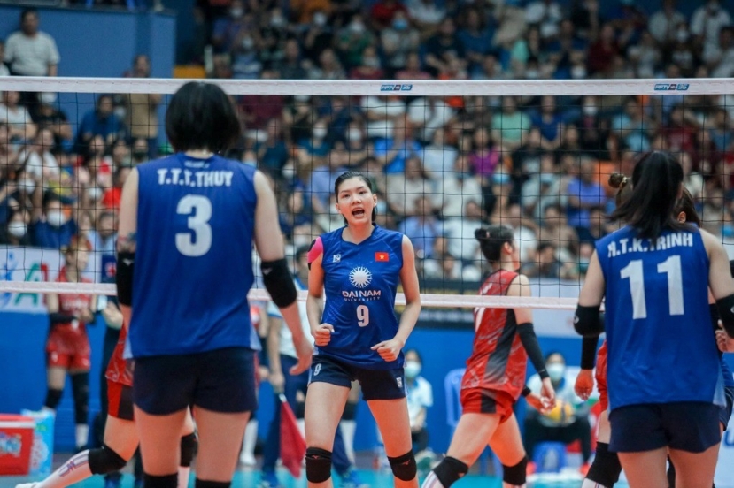 ĐT bóng chuyền nữ Việt Nam tạo 'địa chấn' trước thềm SEA Games 32 - Ảnh 1 ĐT bóng chuyền nữ Việt Nam tạo 'địa chấn' trước thềm SEA Games 32 - Ảnh 1