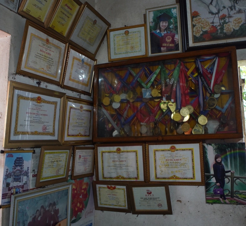 Bên trong căn nhà đơn sơ, 'ngập' huy chương của 'Cô gái Vàng' làng điền kinh Việt Nam 5