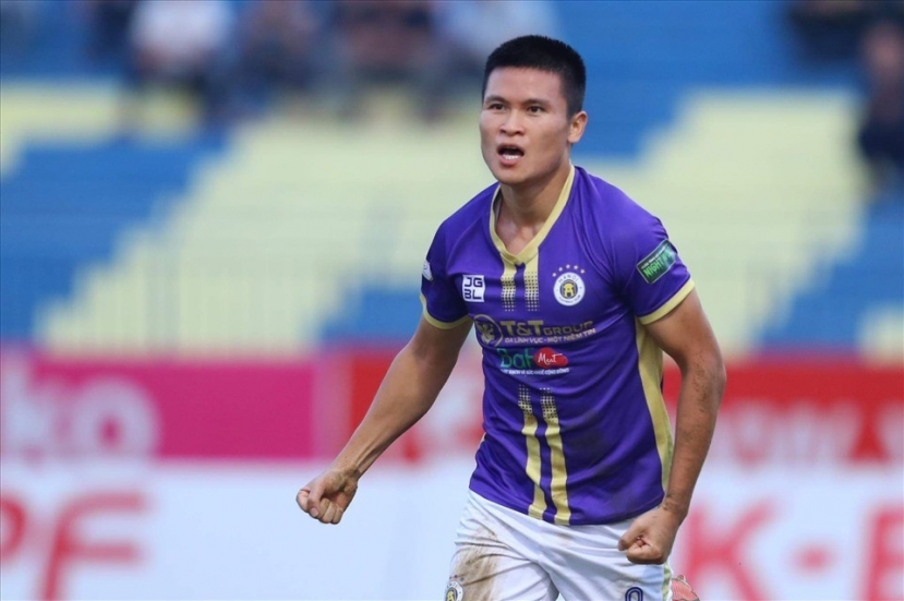 Phạm Tuấn Hải lập công đem về 3 điểm cho Hà Nội FC trước Nam Định Phạm Tuấn Hải lập công đem về 3 điểm cho Hà Nội FC trước Nam Định