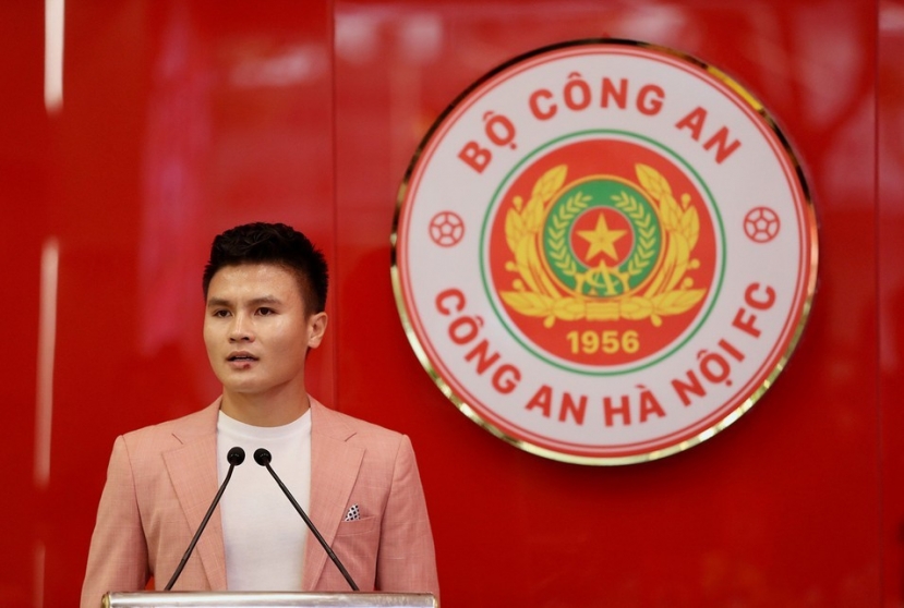 Quang Hải khẳng định sẽ cống hiến hết mình trong màu áo CLB Công an Hà Nội Quang Hải khẳng định sẽ cống hiến hết mình trong màu áo CLB Công an Hà Nội