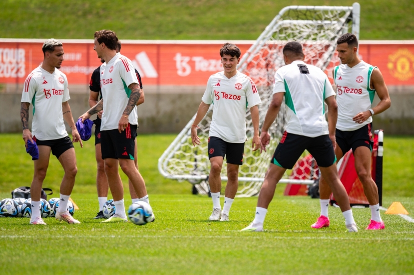 Man Utd tích cực thi đấu giao hữu nhằm chuẩn bị cho mùa giải mới Man Utd tích cực thi đấu giao hữu nhằm chuẩn bị cho mùa giải mới