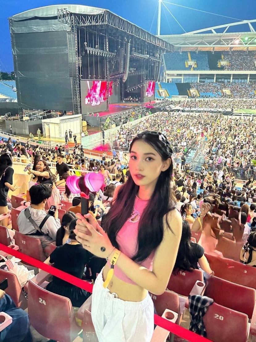 Nguyễn Thị Phương tại buổi concert Blackpink Nguyễn Thị Phương tại buổi concert Blackpink