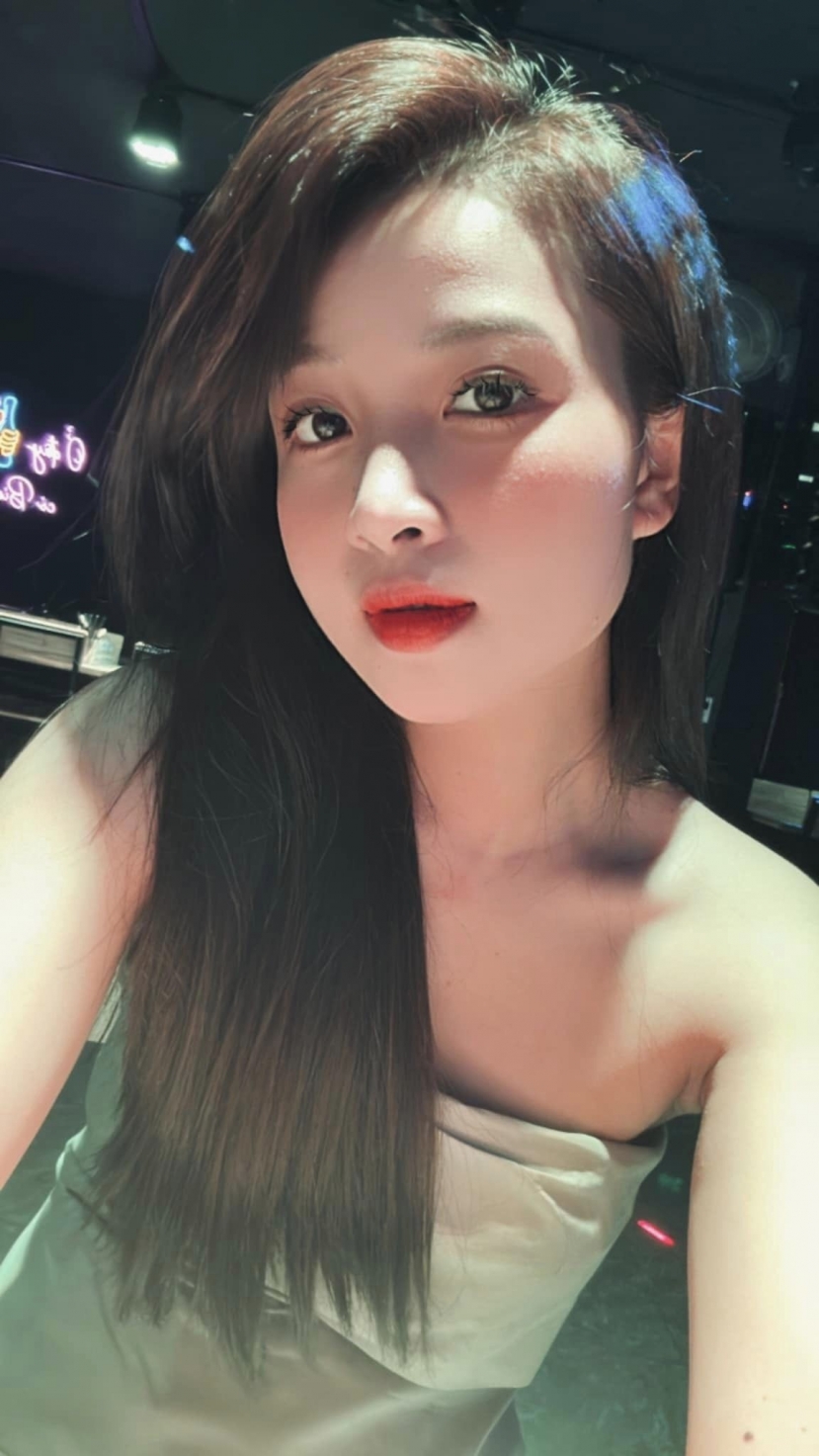 Hot girl xứ Nghệ khoe nhan sắc ngày càng thăng hạng, nhận về 'mưa lời khen' từ CDM - Ảnh 5 Hot girl xứ Nghệ khoe nhan sắc ngày càng thăng hạng, nhận về 'mưa lời khen' từ CDM - Ảnh 5
