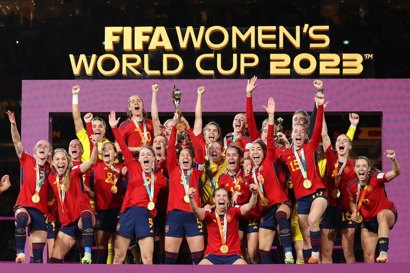 Tuyển nữ Tây Ban Nha lần đầu tiên đăng quang tại World Cup nữ Tuyển nữ Tây Ban Nha lần đầu tiên đăng quang tại World Cup nữ