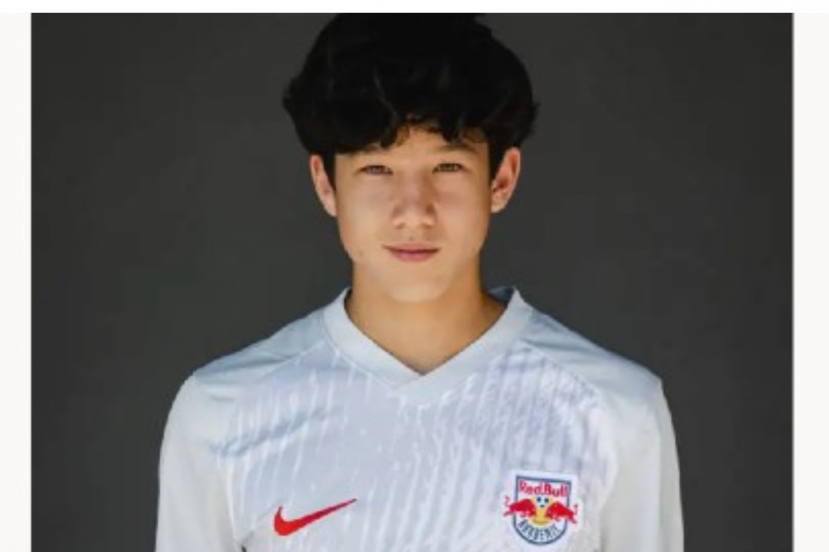 Cầu thủ Việt kiều Nguyễn Quốc Khải trong màu áo đội U15 Red Bull Salzburg. Ảnh: Internet
