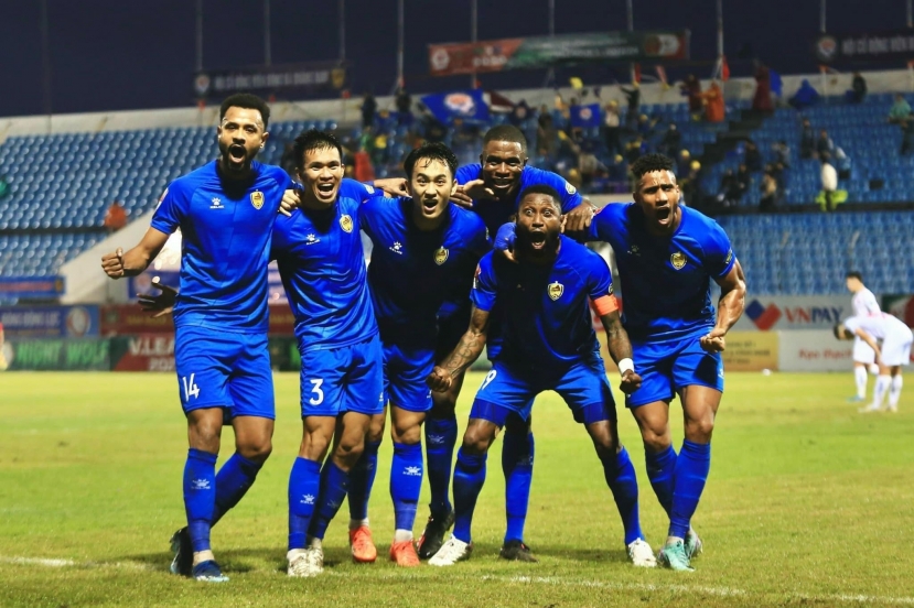 Bảng xếp hạng vòng 7 V-League 2023/24: Ngôi đầu đổi chủ, HAGL lâm nguy - Ảnh 2 Bảng xếp hạng vòng 7 V-League 2023/24: Ngôi đầu đổi chủ, HAGL lâm nguy - Ảnh 2