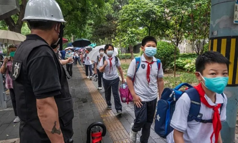 Người dân Bắc Kinh hoang mang trước tin kéo dài zero-Covid trong 5 năm tới Người dân Bắc Kinh hoang mang trước tin kéo dài zero-Covid trong 5 năm tới