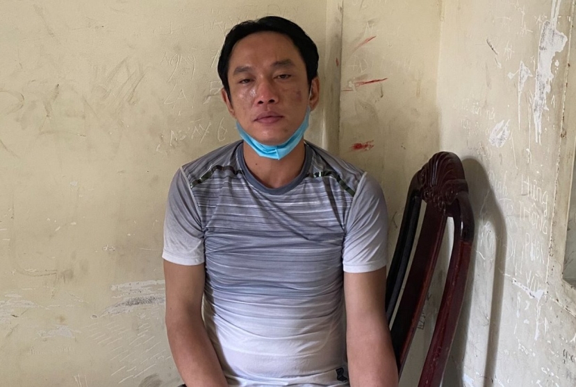 Đối tượng Dương Nguyễn Hoàng Sơn tại cơ quan điều tra. Ảnh: Dân Việt Đối tượng Dương Nguyễn Hoàng Sơn tại cơ quan điều tra. Ảnh: Dân Việt