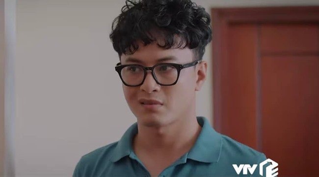 Số phận 'Đức Xoăn' (Hồng Đăng) trong 'Thương ngày nắng về' đã được định đoạt - Ảnh 2 Số phận 'Đức Xoăn' (Hồng Đăng) trong 'Thương ngày nắng về' đã được định đoạt - Ảnh 2