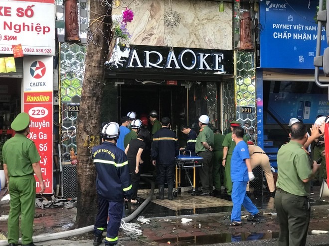 Đã có 3 chiến sĩ cảnh sát PCCC hy sinh khi làm nhiệm vụ chữa cháy tại quán karaoke 231 Quan Hoa, Cầu Giấy. Ảnh: An ninh thủ đô Đã có 3 chiến sĩ cảnh sát PCCC hy sinh khi làm nhiệm vụ chữa cháy tại quán karaoke 231 Quan Hoa, Cầu Giấy. Ảnh: An ninh thủ đô