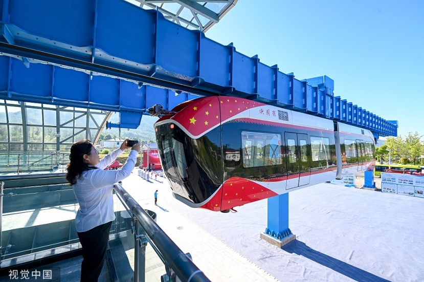 Xingguo đánh dấu nỗ lực mới nhất của Trung Quốc trong việc sử dụng các công nghệ tiên tiến để chuyển đổi ngành đường sắt trong nước. Xingguo đánh dấu nỗ lực mới nhất của Trung Quốc trong việc sử dụng các công nghệ tiên tiến để chuyển đổi ngành đường sắt trong nước.